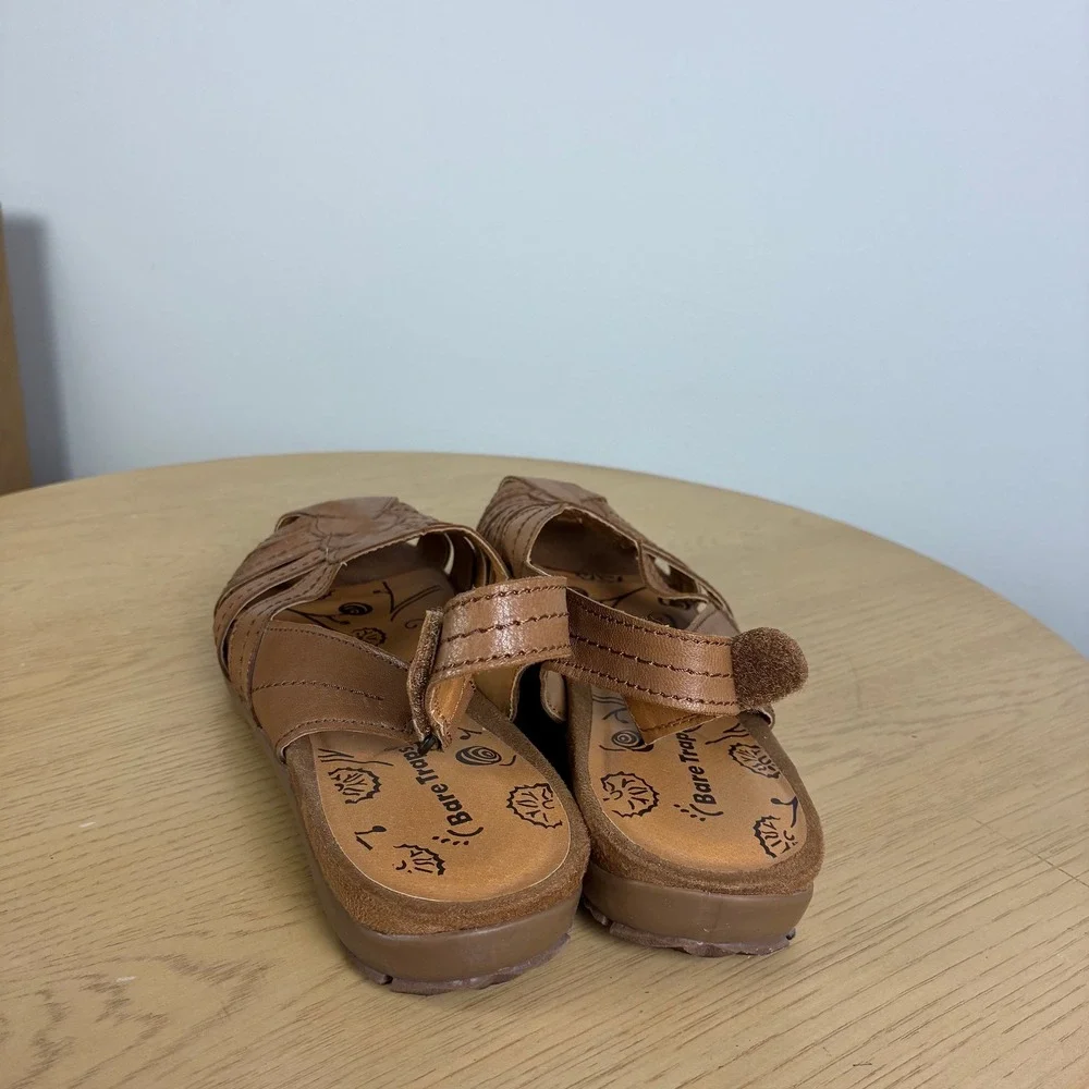 BareTraps Low Wedge Leather Fisherman Slingback Sandals Women's 9W Woven Summer